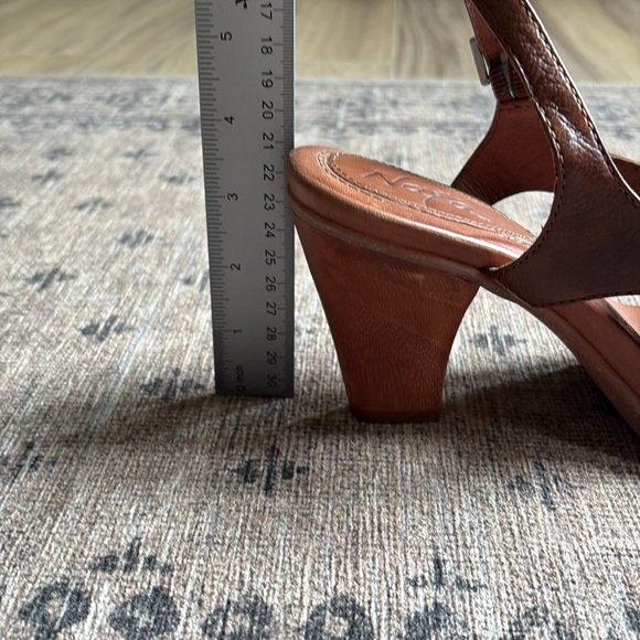 Naya Arnelli brown leather mother of pearl sandals size 8 - Picture 6 of 6